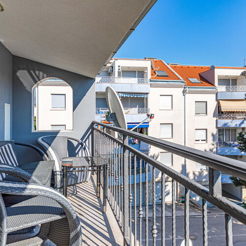 Apartman Kaštel Gomilica - CSC514  2