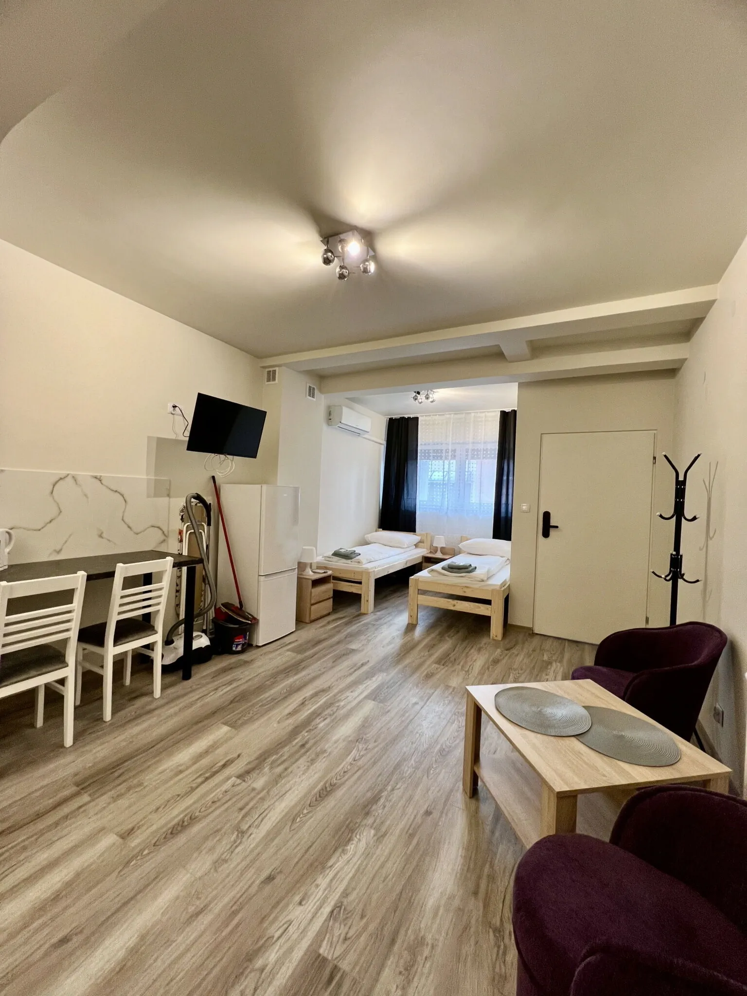 Etna 4 Apartamenty Rzeszów -Osmeckiego 4 E