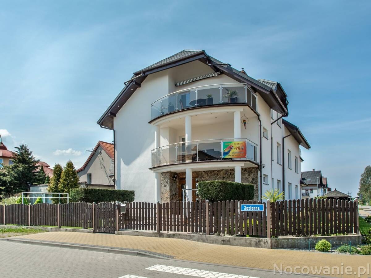 Apartamenty i pokoje Ara Karwia