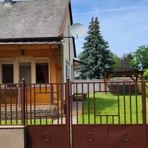 Ancsi Vendégház Balatonmáriafürdő 001 kép