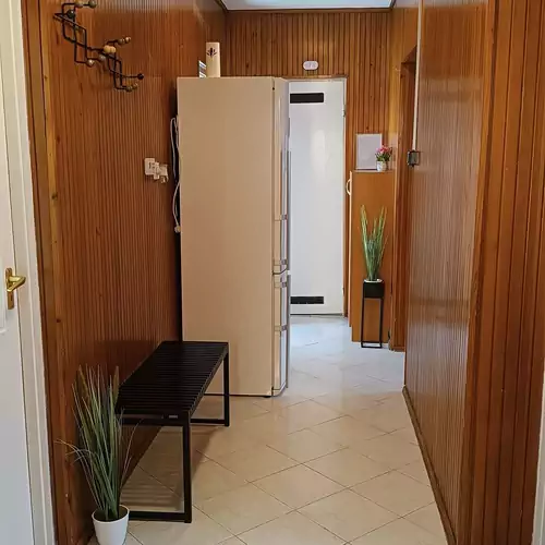 Szilvia Apartmanház Debrecen 002 kép