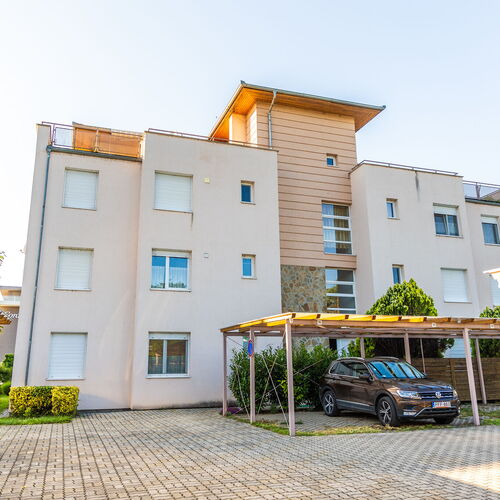 Laguna Beach Family Apartman Siófok by BLTN ★ 4