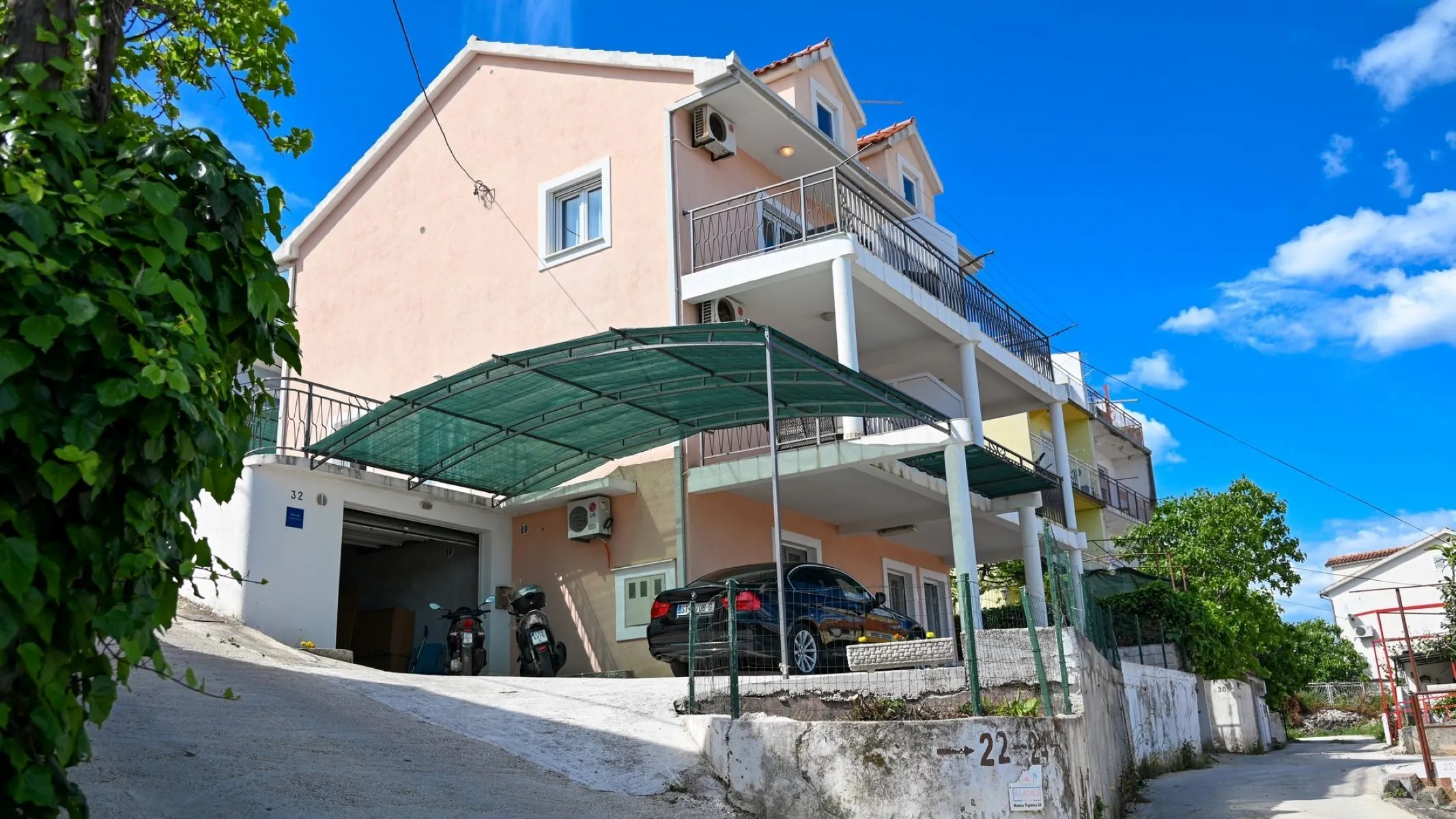 Holiday House Narona Mastrinka