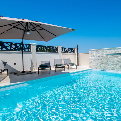 House Suzana Banjole  2