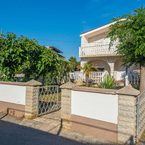 Apartments Loncar Vir II  4