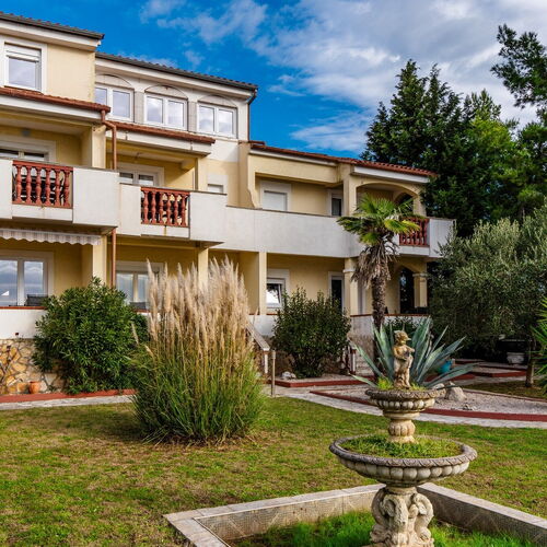 Apartments Strand Vir II  2