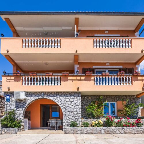 Apartments Skrabonja Dobrinj  2