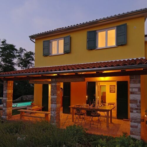 Villa Peronospora Umag