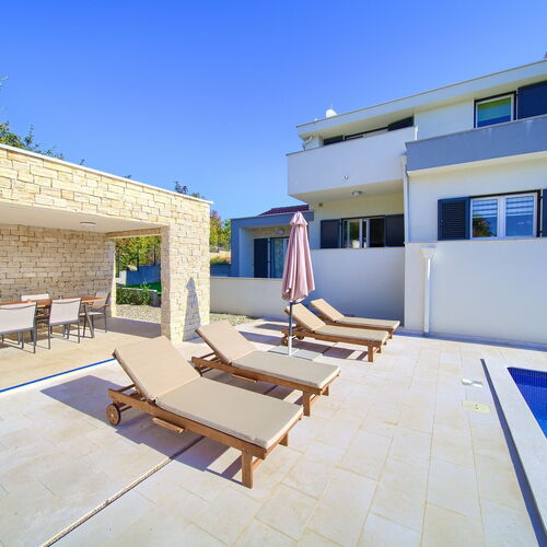 Villa Adrimar Risika  4