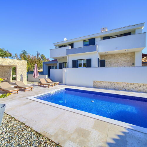 Villa Adrimar Risika  2