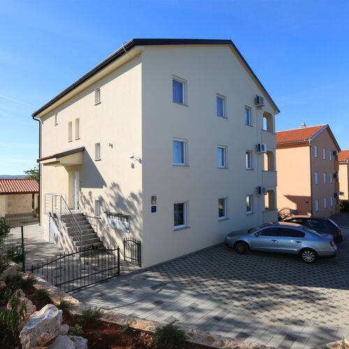 Apartments Rogic- Klimno  4