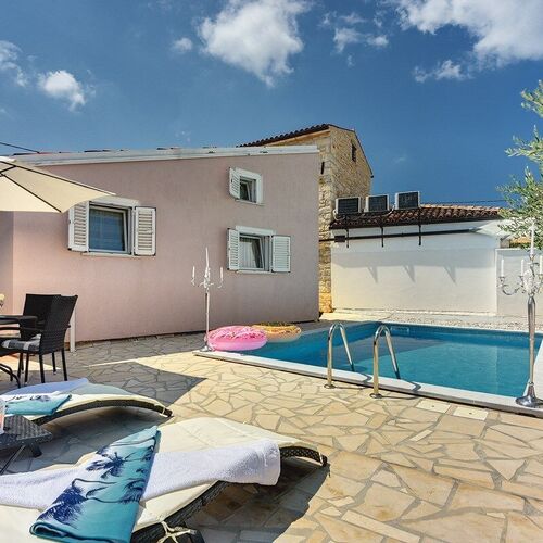 House Michelle Liznjan