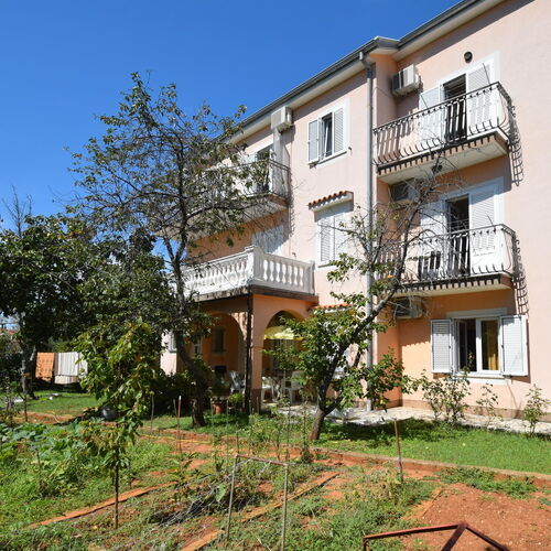 Apartments Jelka Njivice II  2
