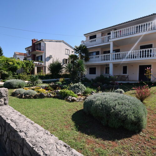 Apartments Marinela Njivice II  2