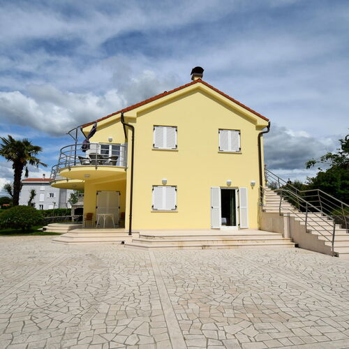 Apartments Luka Malinska  4