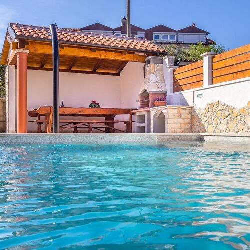 Apartments House Bardak Liznjan  4