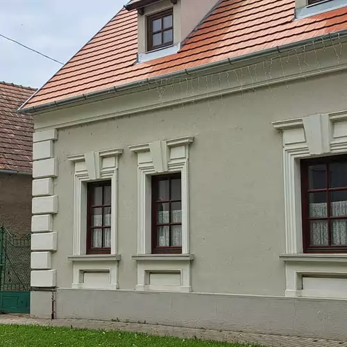 Kinizsi Apartmanház Nagyvázsony 006 kép