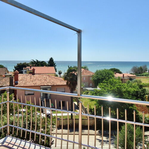 Apartments BRANKA Zambratija  4