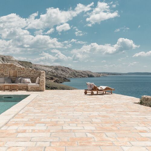 House Sika Miskovici