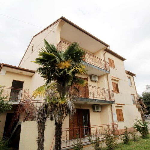 Apartments LEO with pool Umag  4