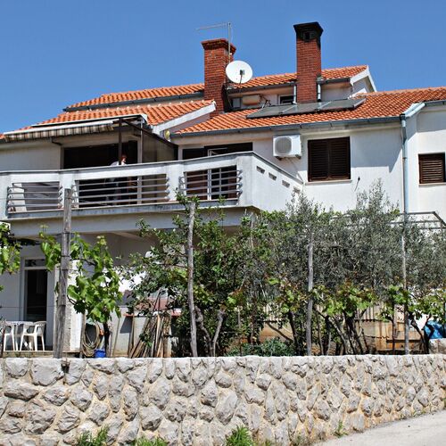 Apartmanok Parkolóhellyel Krk - 9718  2