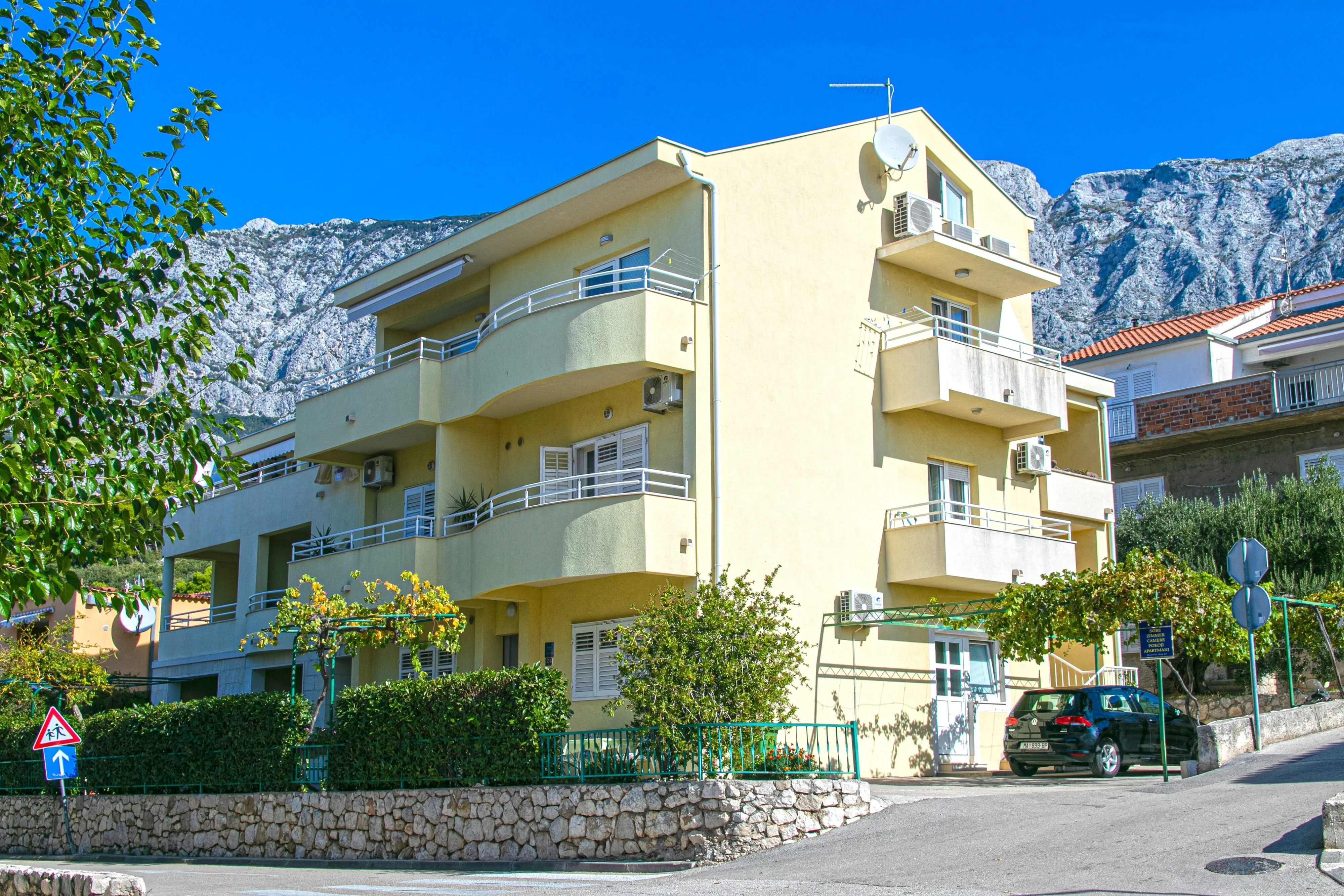 Apartments By The Sea Tučepi, Makarska - 19857 Tučepi