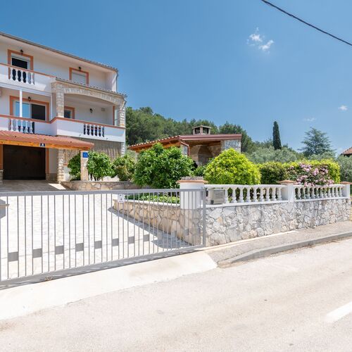 Apartmanok Parkolóhellyel Mrljane, Pasman - 20056 Mrljane  2