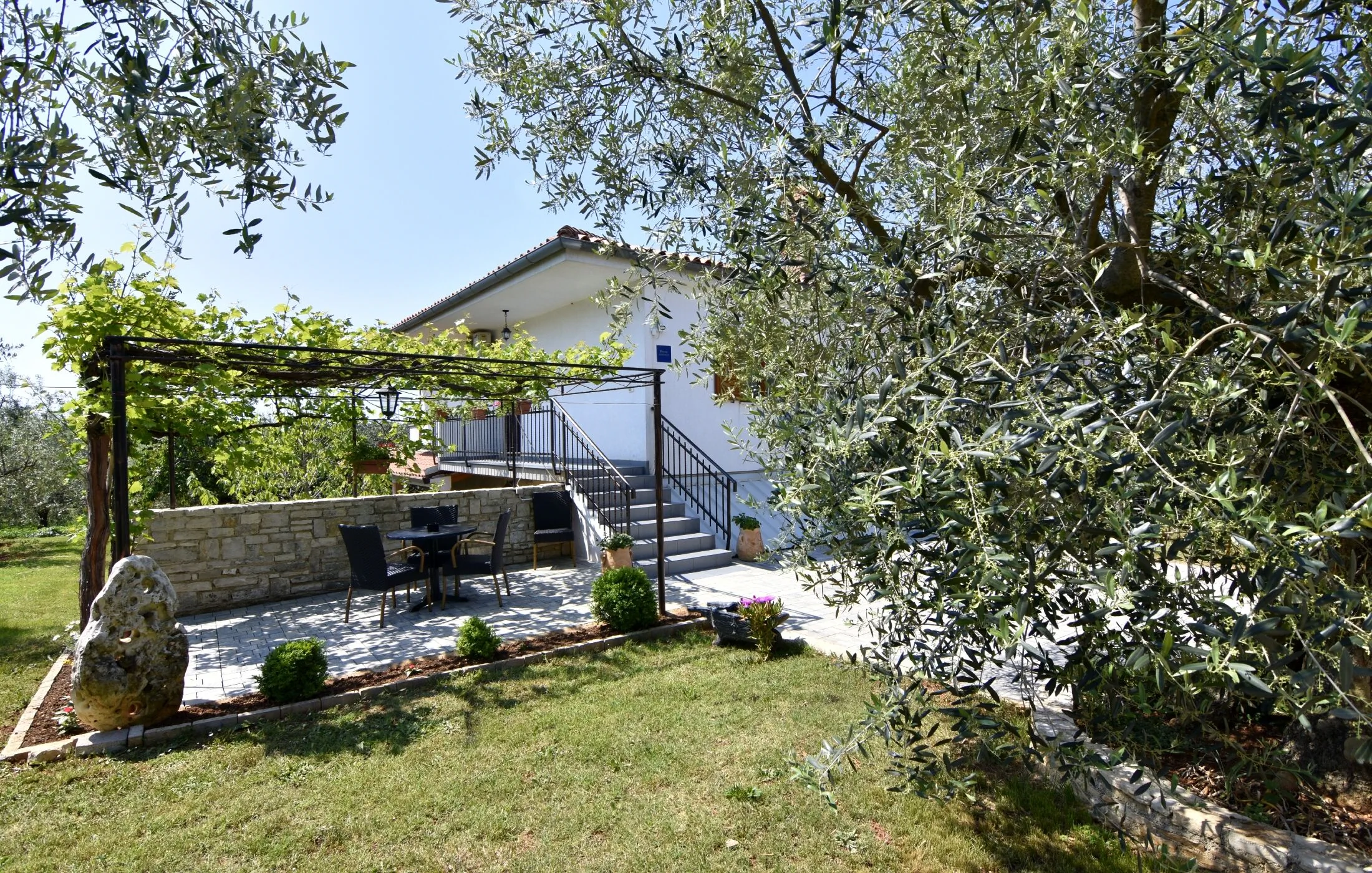 Apartments With Parking Space Bašanija, Umag - 20522 Bašanija