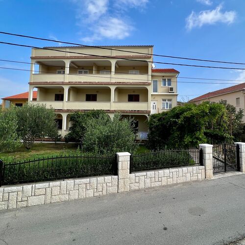 Apartmanok Parkolóhellyel Lopar, Rab - 20644 Lopar