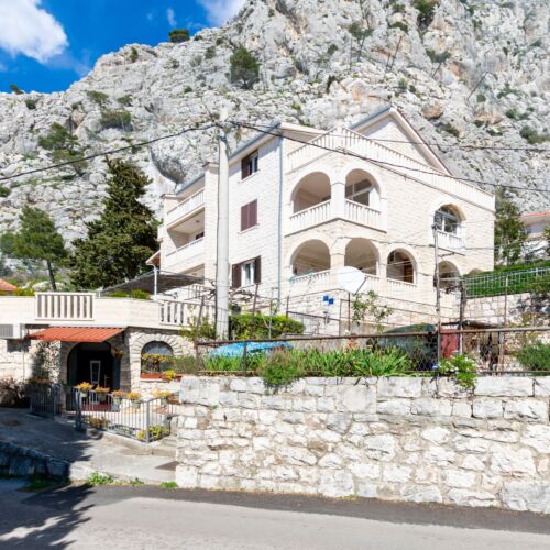 Apartmanok Parkolóhellyel Omis - 20787 Omiš  4