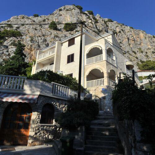 Apartmanok Parkolóhellyel Omis - 20787 Omiš  3