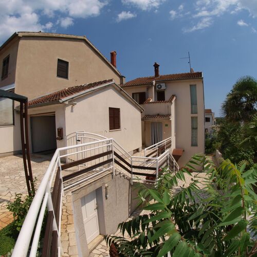 Apartmanok Parkolóhellyel Pula - 20809  2