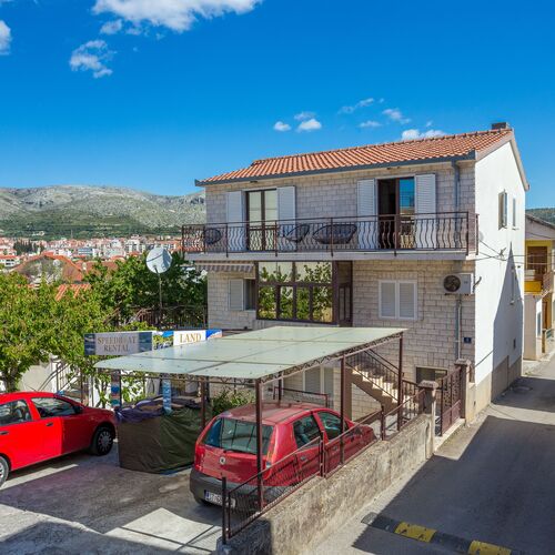Apartmanok Parkolóhellyel Trogir - 20874  4
