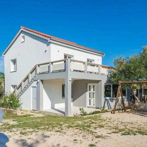 Apartmanok Gyermekes Családok Részére Vir - 20987  2