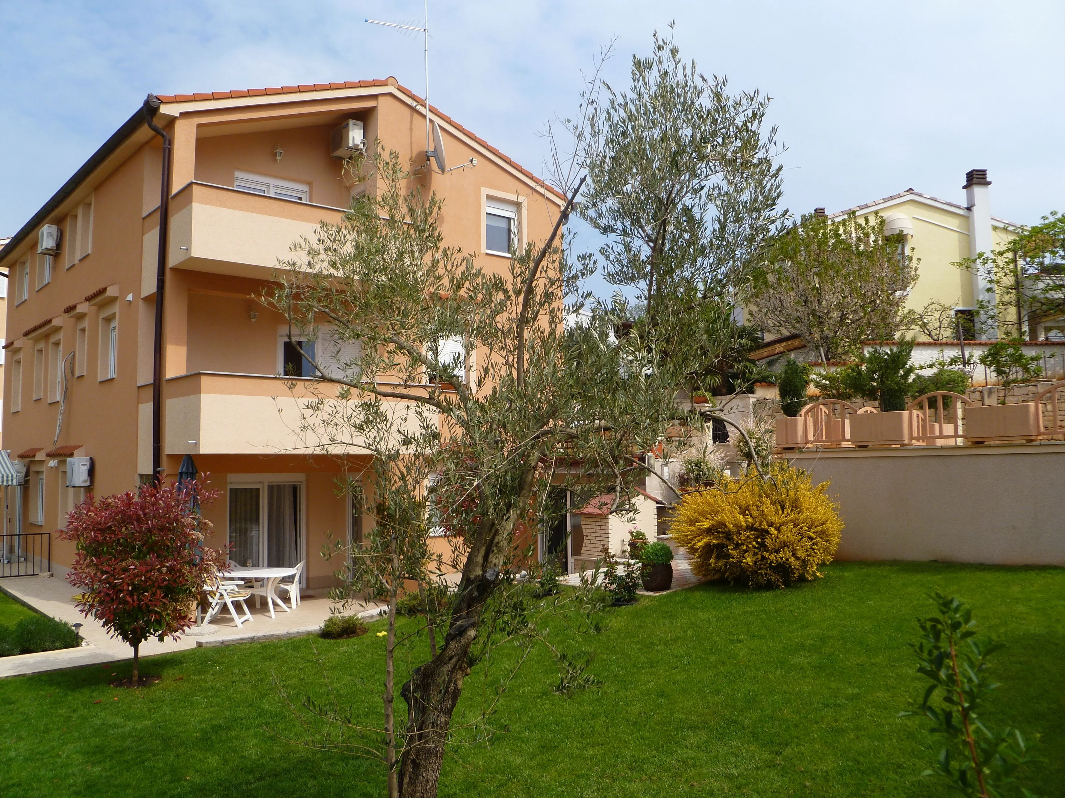 Apartments With Parking Space Vinkuran, Pula - 21016 Vinkuran