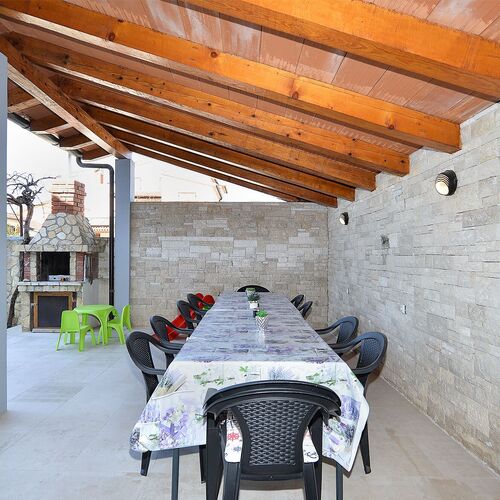 Apartmanok Parkolóhellyel Medulin - 21025