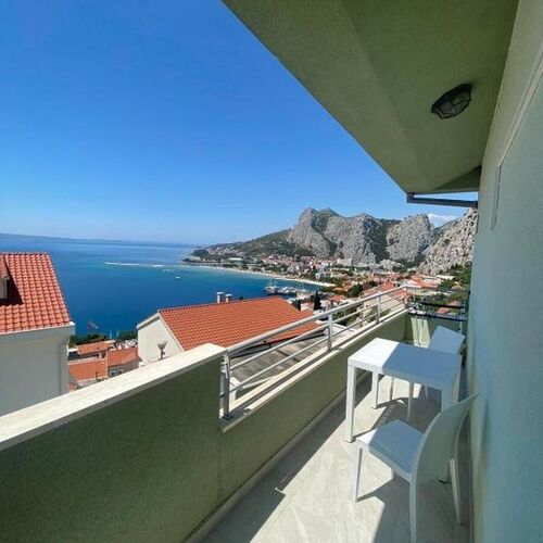Apartmanok Parkolóhellyel Omis - 21057 Omiš  2
