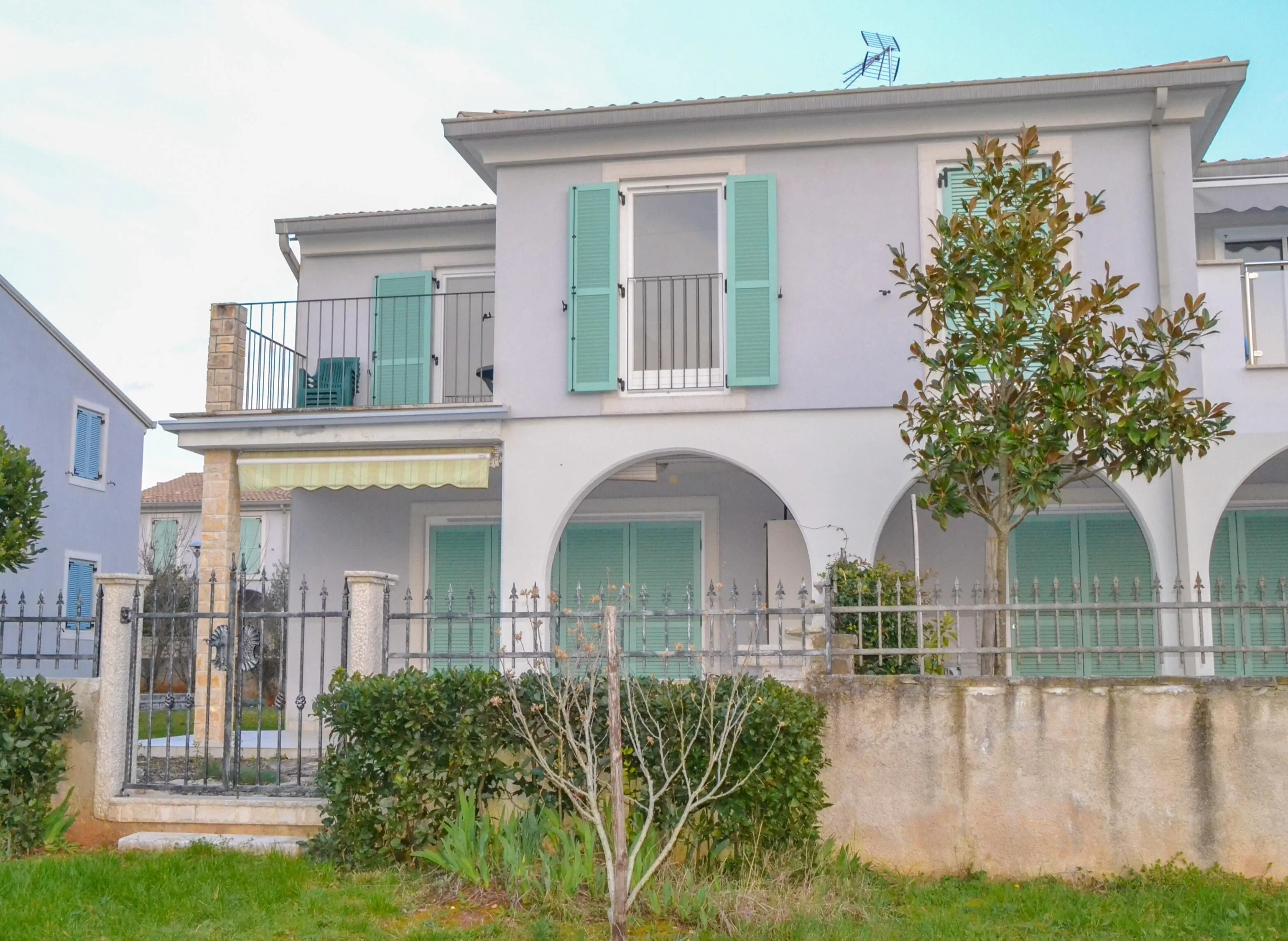 Apartments With Parking Space Bašanija, Umag - 21069 Bašanija
