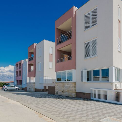 Apartmanok Parkolóhellyel Vir - 21084  2