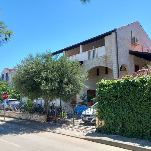 Apartmanok Parkolóhellyel Supetar, Brac - 21110 Supetar  4
