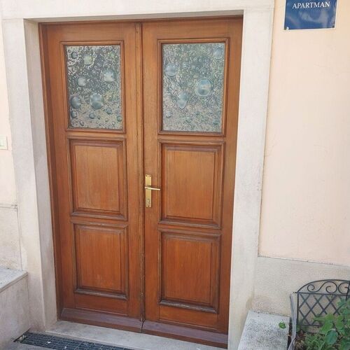 Apartmanok Parkolóhellyel Cres - 21116  2