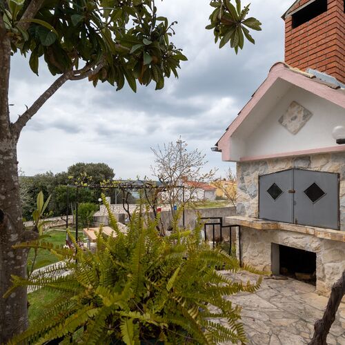 Apartmanok és Szobák A Tenger Mellett Posedarje, Novigrad - 21123 Posedarje