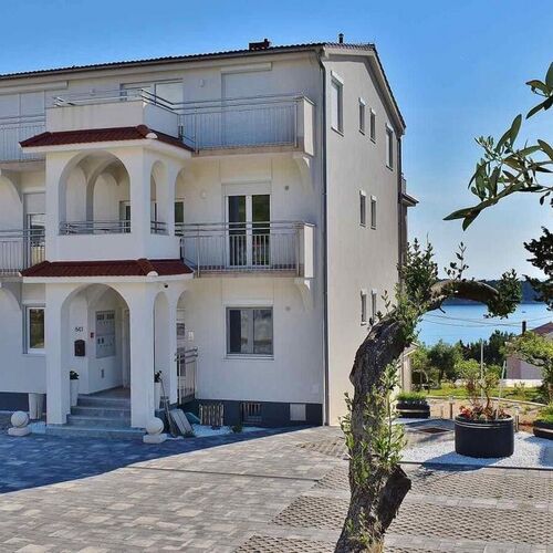 Apartmanok Parkolóhellyel Banjol, Rab - 21159 Banjol  2