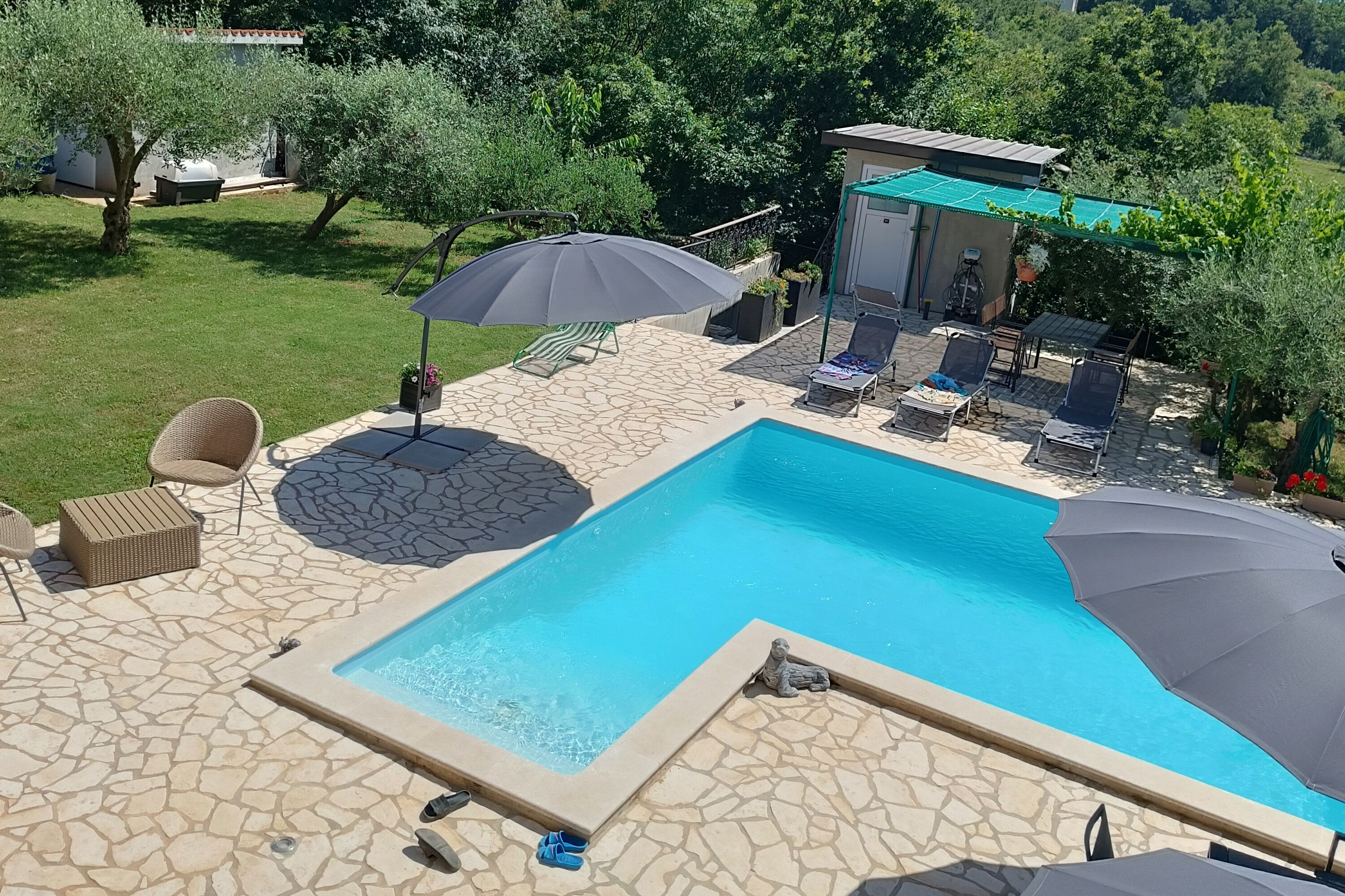 Apartmanok Családok Részére Medencével Kastel, Sredisnja Istra - 21309 Kaštel