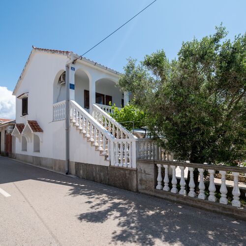 Apartmanok Parkolóhellyel Povljana, Pag - 21327 Povljana