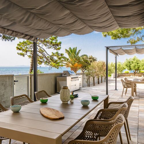 Apartmanok A Tenger Mellett Vir - Kozjak, Vir - 21540 Vir - Kozjak