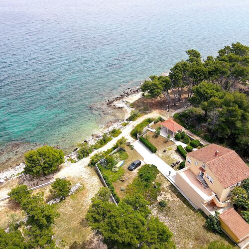 Nyaralóház A Tenger Mellett Ugljan - 21541