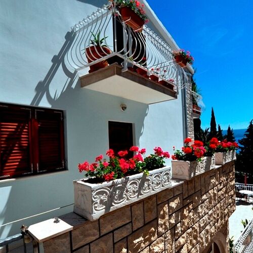 Apartmanok A Tenger Mellett Omis - 21590 Omiš