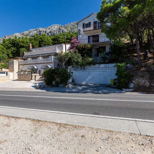 Apartmanok Parkolóhellyel Marusici, Omis - 21608 Marušići  4