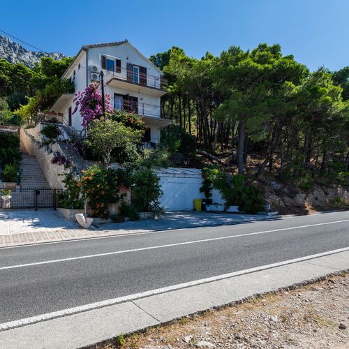 Apartmanok Parkolóhellyel Marusici, Omis - 21608 Marušići